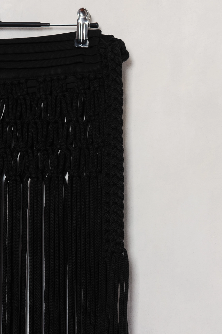 아니타 핸드 노티드 프린지 스커트_bk_4.jpg