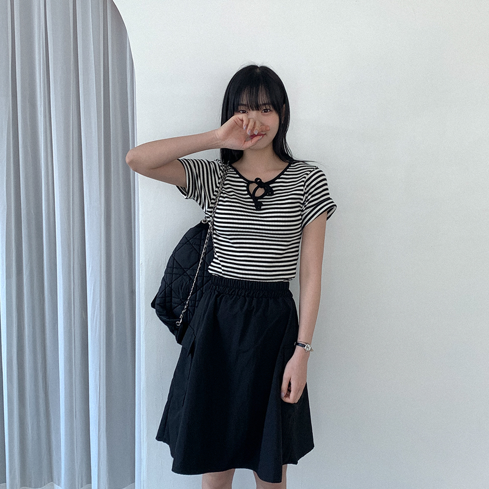 ボーダーリボン半袖Tシャツ | ファッション通販サイト NUGU