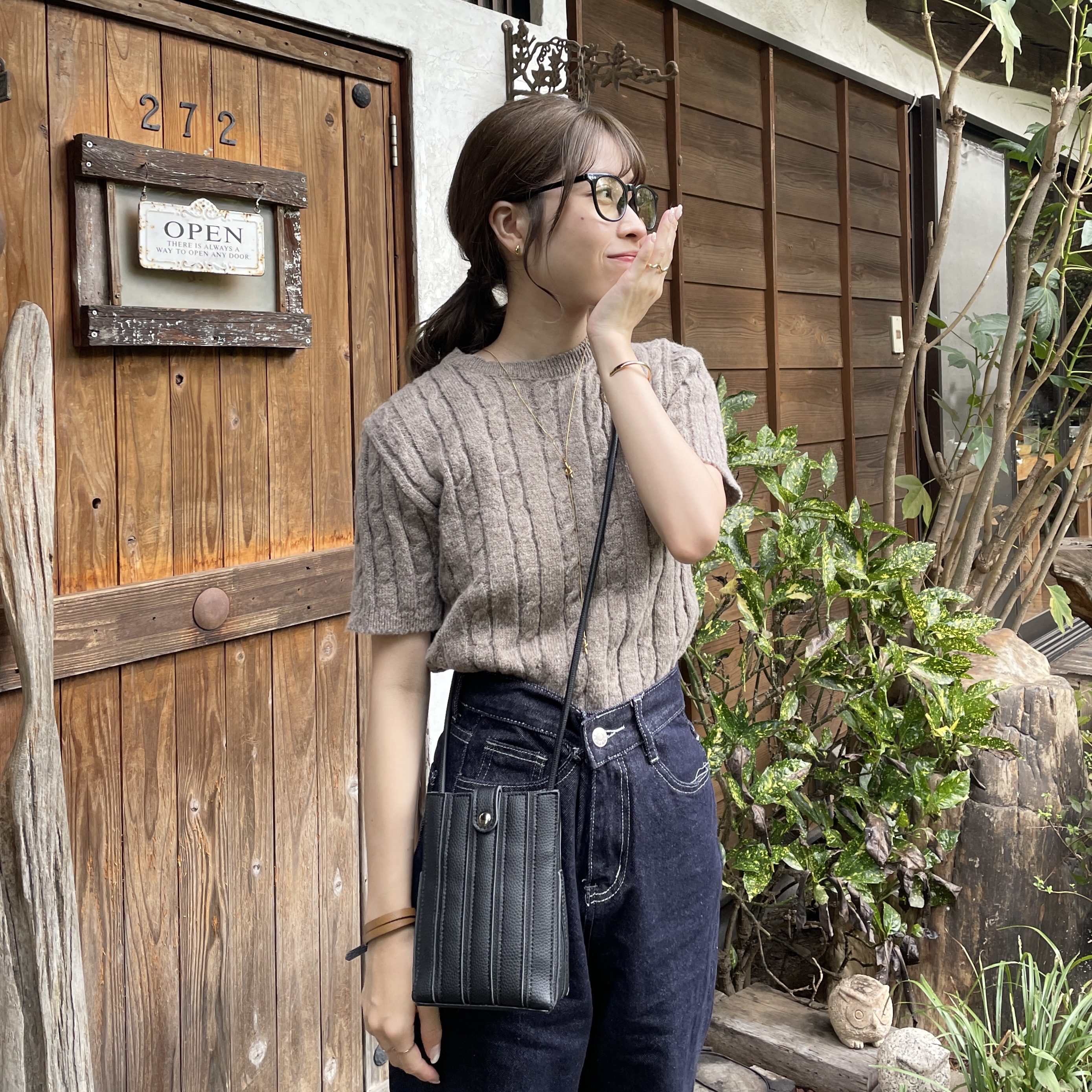 olani twist half sleeve knit