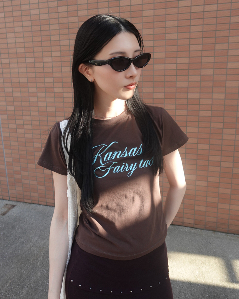 レタリングスリム半袖Tシャツ
