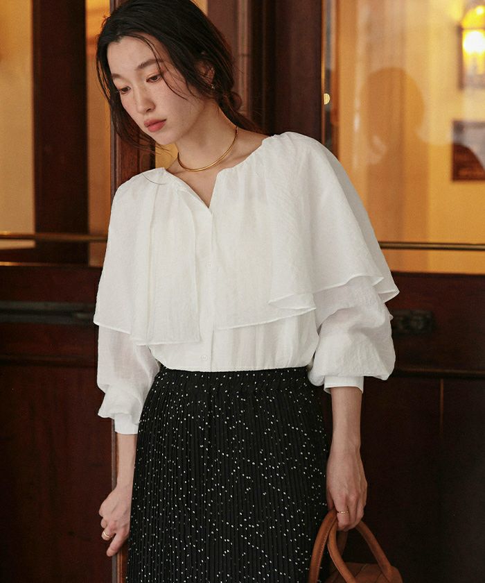 ビッグフリルカラーブラウス
