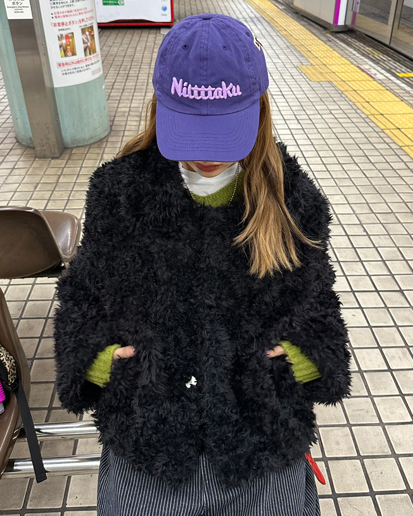 セミクロップドカラーヘアリージャケット