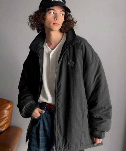 【Classical Origin】「防寒高機能。」リブハイネック中綿入りモンスターオーバージャケット／Ribbed High-Neck Padded Monster Oversized Jacket co1010036