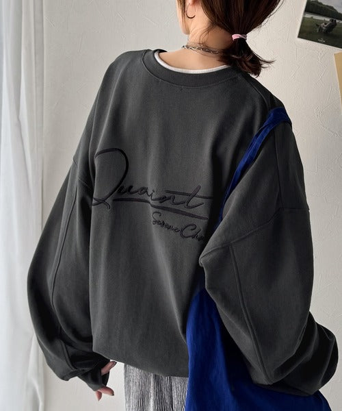 大人カジュアルに最適解。サイン刺繍裏毛スウェット ce1260510