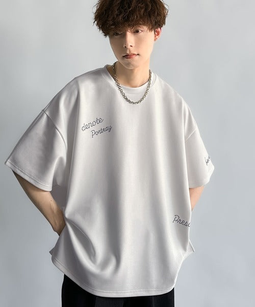 輝く個性。」ラインストーンロゴ使いドルマンオーバーサイズTシャツ