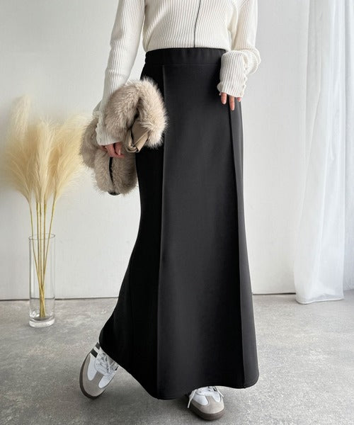 鉄刀木　daniela gregis ヘビーリネン100スカート　新品 もっちり肉感が作る美しいシルエット。ダンボールマーメイド