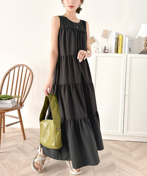 洗練された大人フェミニン。 前後2WAY4段ティアードワンピース（ロング