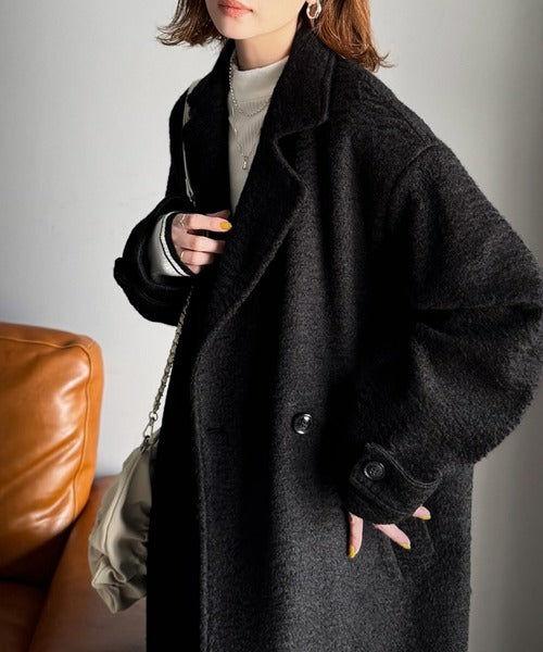 こなれ上品な雰囲気をまとう。フェイクウールロング丈アウター ce1010465