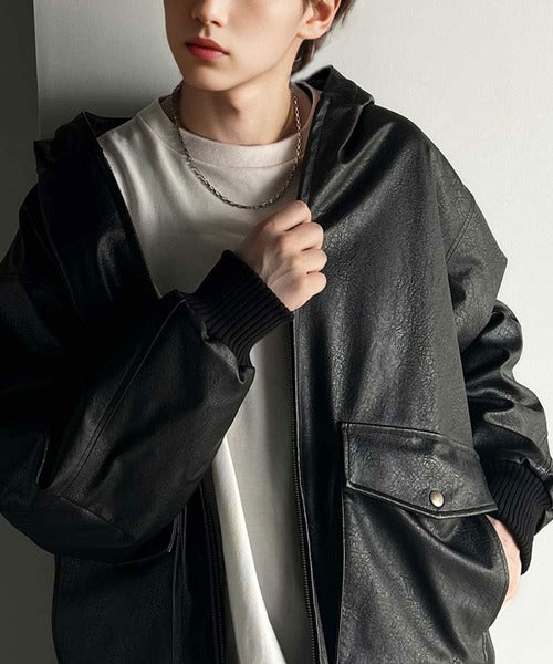 Javaジャバコラボ》ヴィンテージ感が映える。フェイクレザーフーディー