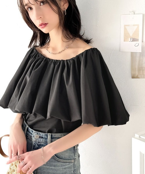 上品な肌見せ♪オフショルも楽しめる 2WAYボリュームバルーン