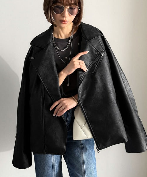 JaVaジャバコラボ》甘さ控えめ、無敵の女っぽさ。フェイクレザーダブル