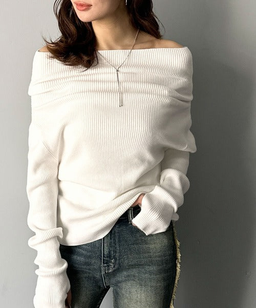 【mily bilet】立体的なシルエットが叶えるデコルテ魅せ♪指穴ドレープ使いファンオフショル２WAYリブニット mi1029137