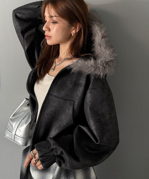 mily bilet】ふわっと華やか、羽織って甘辛♪フードファー付きスエード