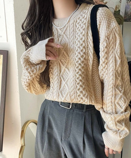 クラシカルなアラン編みが映える♪秋冬ムードをグッと高めるケーブル