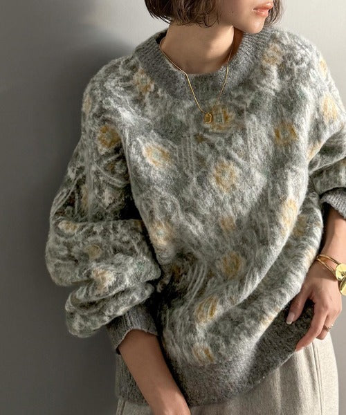 ヴィンテージライクなデザインで上級見え◎アンティークラグモチーフ柄