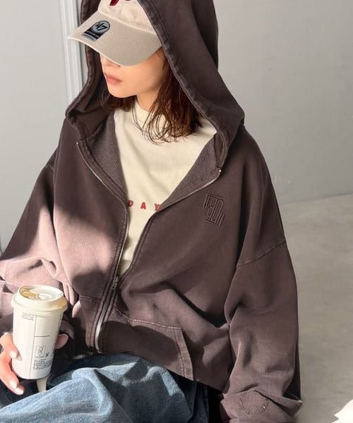 《JaVa ジャバコラボ》大人の抜け感◎ニュアンス色が映える。アシッドウォッシュロゴZIPパーカー jv1260600