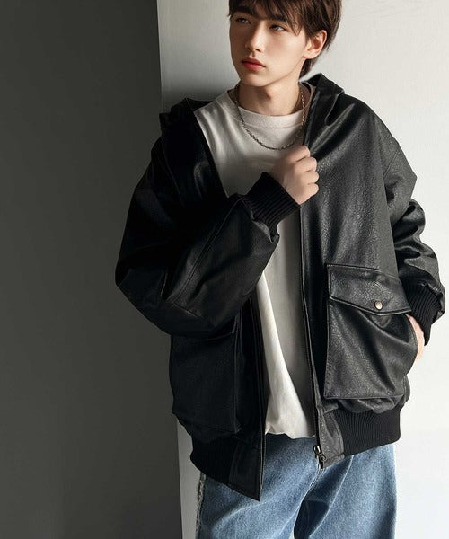 Javaジャバコラボ》ヴィンテージ感が映える。フェイクレザーフーディー