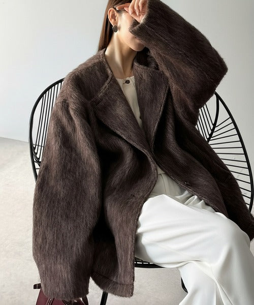 リラックス感漂うゆったり大人シルエット。ムードをまとう。ミックスシャギーミドルコート ce1010459