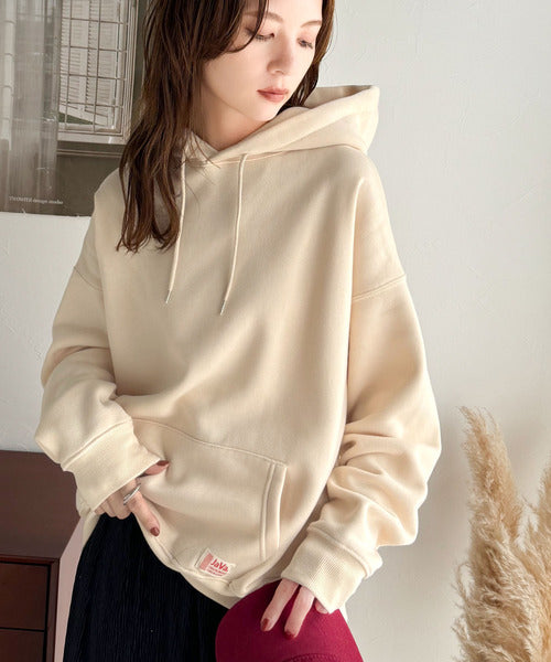 JaVa ジャバコラボ》たっぷりボリュームで華奢見え、ビッグシルエット