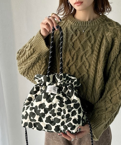 レザー巾着　クロスパッチ、キルティング CHROME HEARTS クロムハーツ 30周年 UA限定 ドローストリングス クロス