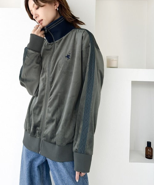 大人の旬スタイル！胸刺繍ベロアトラックジャケット ce1260042