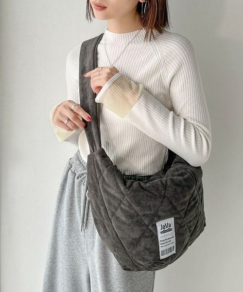 JaVaジャバコラボ》暖かみのある生地が魅力。スウェードライク