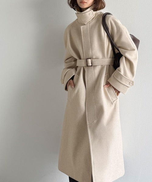 大人の魅力を引き立てる、上品な一着。ベルト付き比翼メルトンコート
