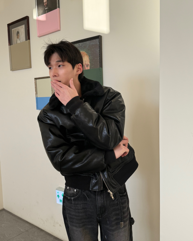 【未使用・保管品】G.ESTILO ムートンコート 羊革 グレージュ系 Lサイズ 未使用・保管品】G.ESTILO ムートンコート 羊革 グレージュ系 L