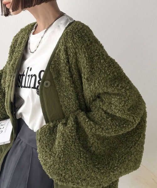 JaVaジャバコラボ》オーバーサイズがトレンド！異素材切り替え配色ボア