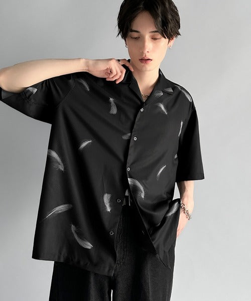 個性全開。」総柄オーバーサイズドレープ半袖シャツ/Oversized