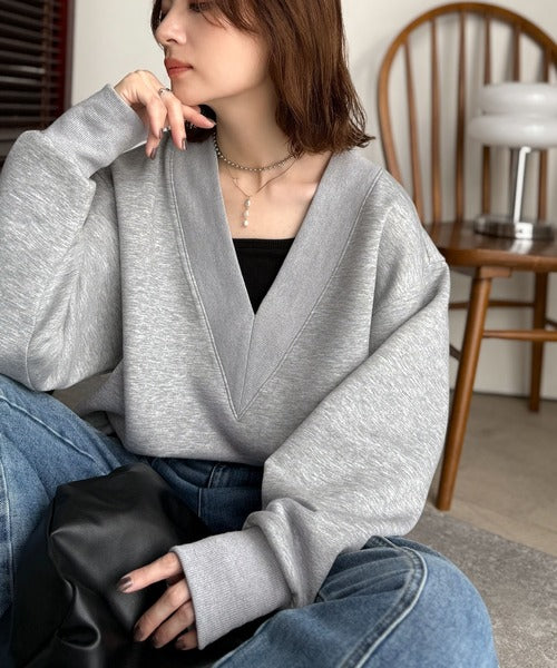 大人の余裕感」をまとえる！Vネックダンボールカットソー（長袖