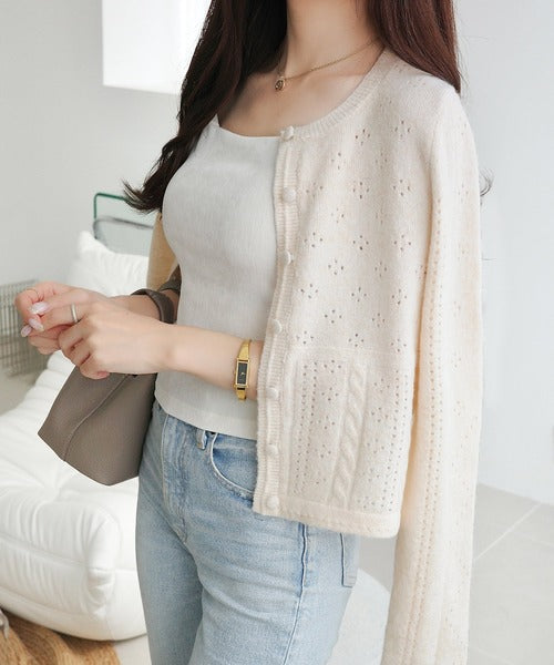 mily bilet】編地でこっそり、女の子っぽ。アイレット柄くるみボタン