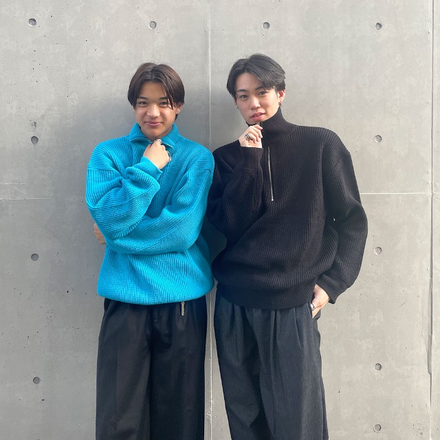 ハーフジップアップニット