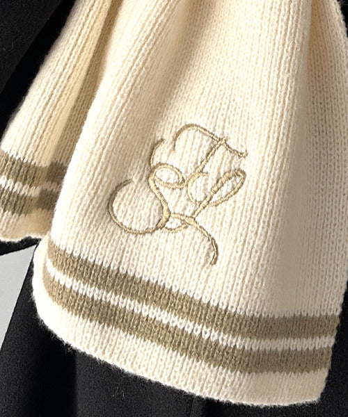 柔らか暖か。上品なロゴ刺繍入りラインニットマフラー（ストール