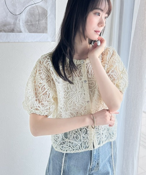 mily bilet】大人の華やかトップス。ハートボタン使い前後2way花