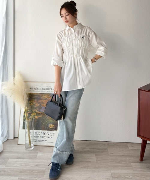 大人のシルエット美人を叶える、ビスチェ風シャーリング長袖