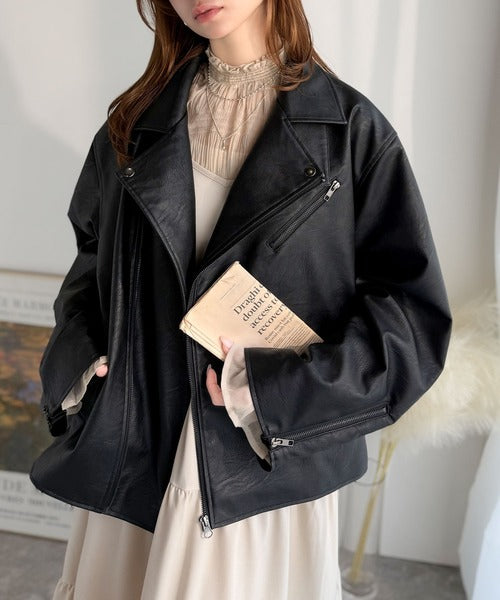 JaVaジャバコラボ》甘さ控えめ、無敵の女っぽさ。フェイクレザーダブル