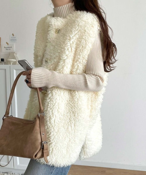 もこもこ感が愛らしい♪暖か前後2wayプードルボアベスト ce1265015