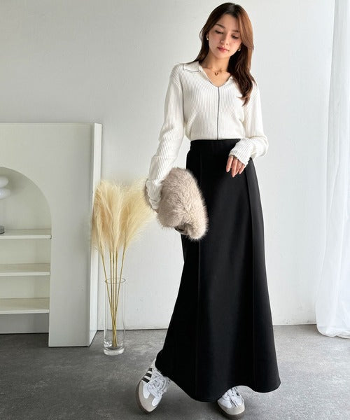 もっちり肉感が作る美しいシルエット。ダンボールマーメイド