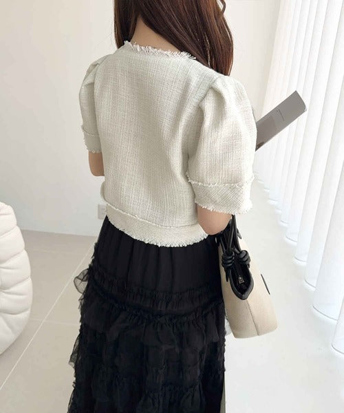 mily bilet】女性らしさ漂う。ロゴプレート使い半袖ラメ入り