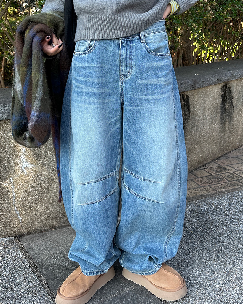 ダブルヨークポイントワイドアウトシームジーンズ