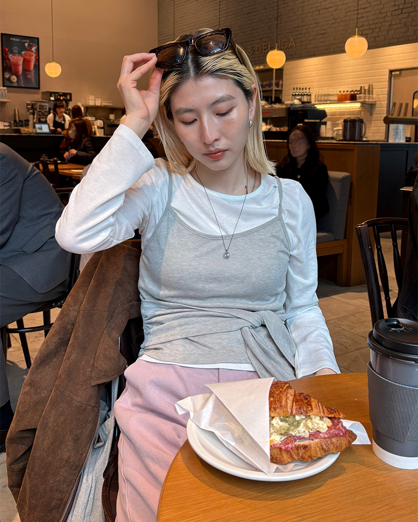 ウエストタイキャミレイヤードロングスリーブTシャツ