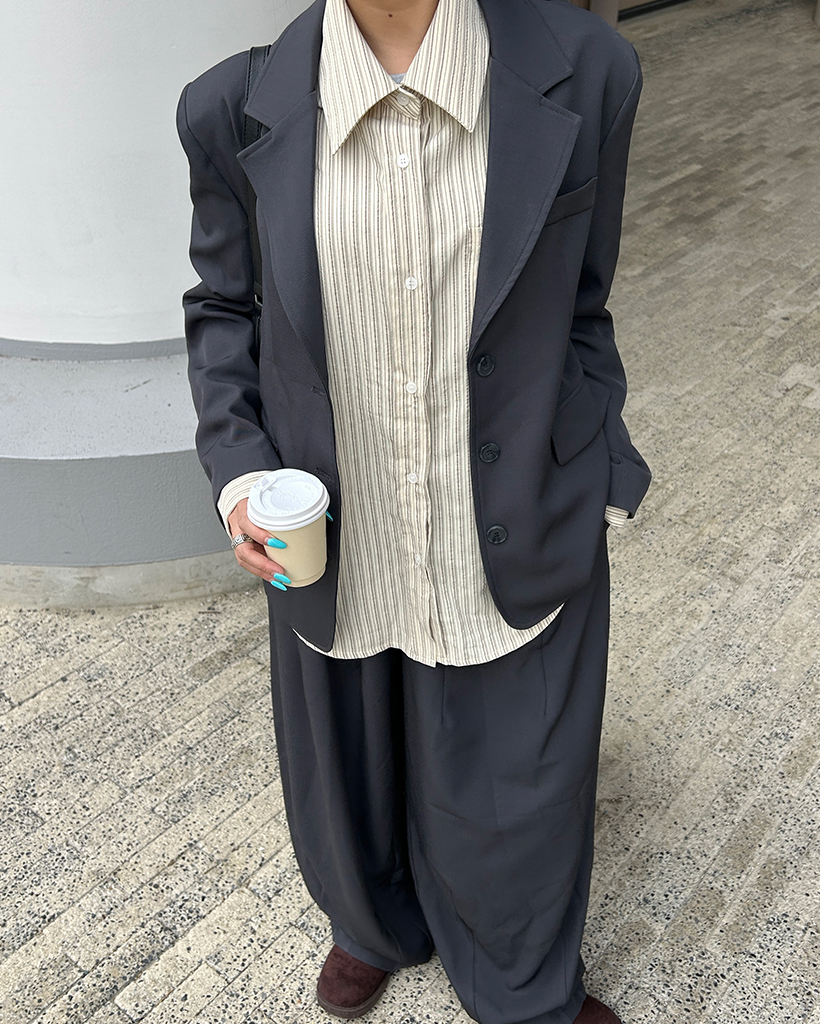 センターダーツベーシックシルエットジャケット