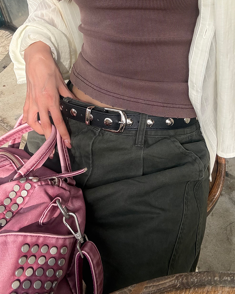 ラウンドスタッズベルト