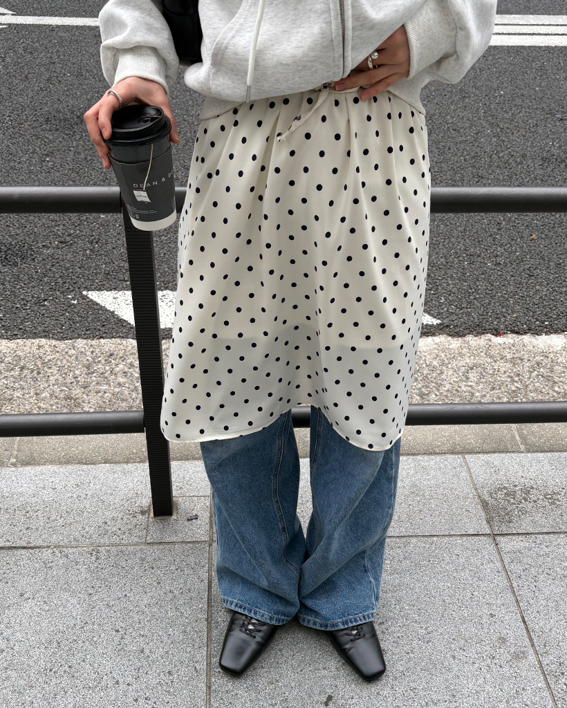 ドットウエストドローストリングミディフレアスカート