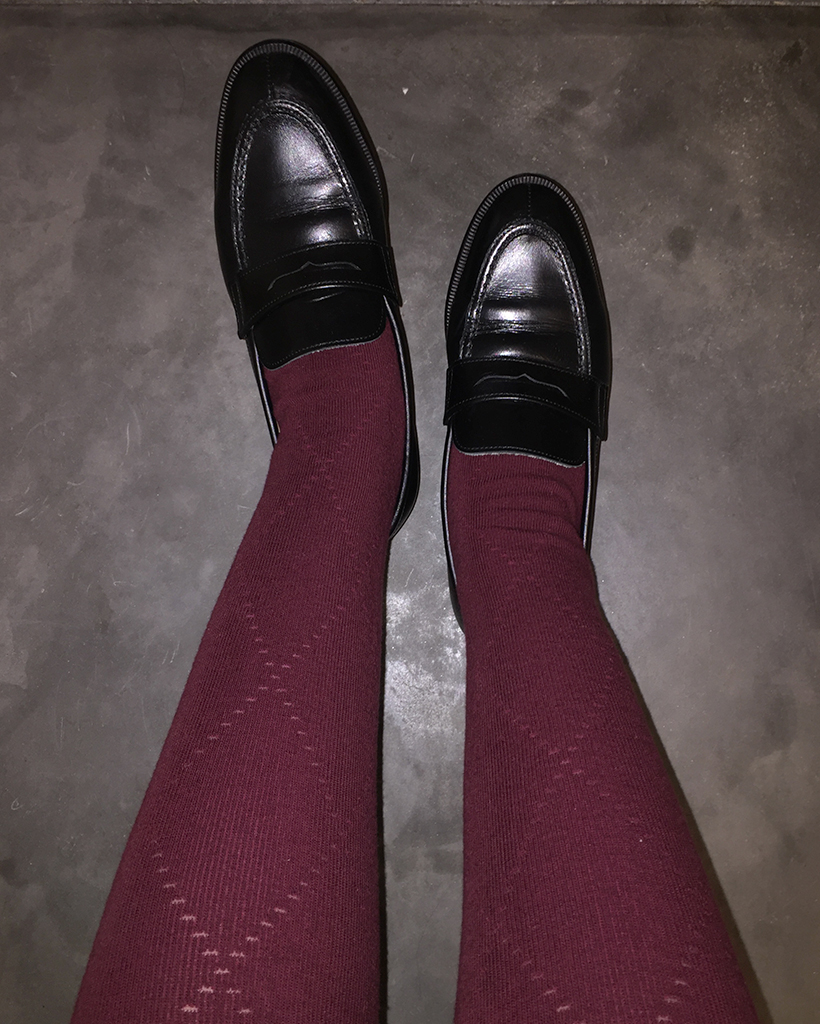 ダイヤパンチングタイツ