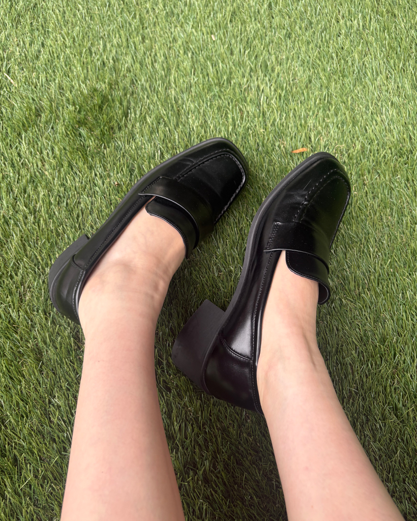 スクエアトゥミドルヒールローファー | ファッション通販サイト NUGU