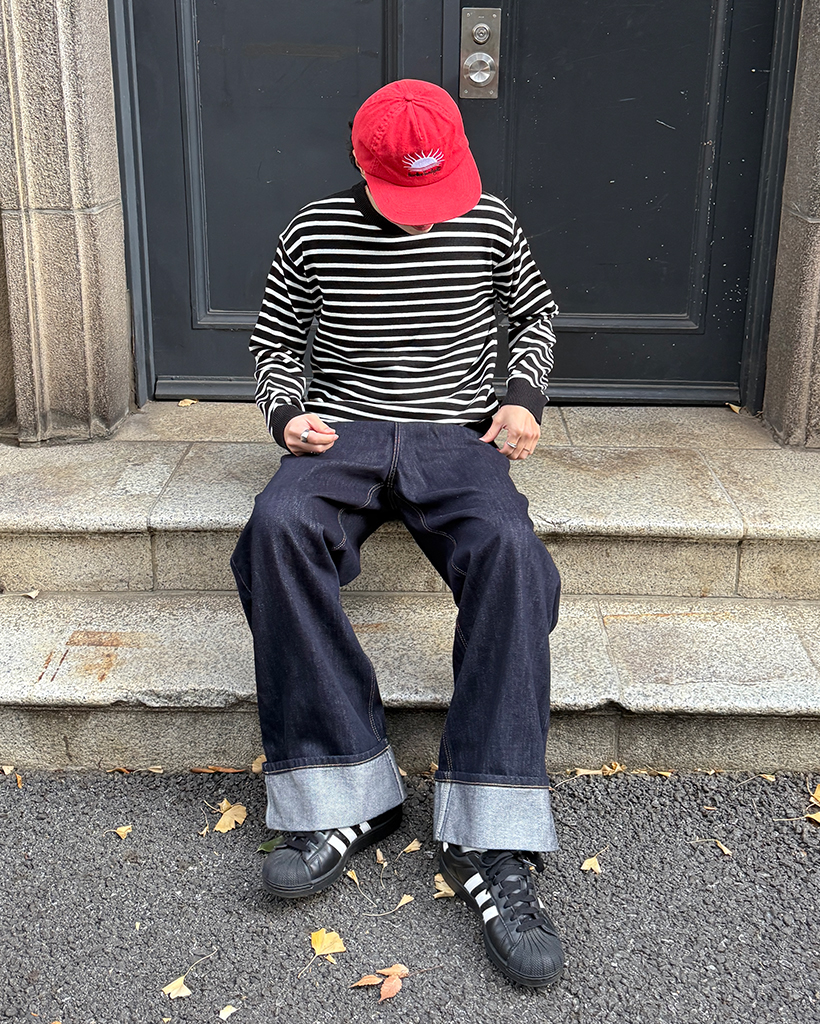 （ユニセックス）ラウンドネックボーダーシンプルニット