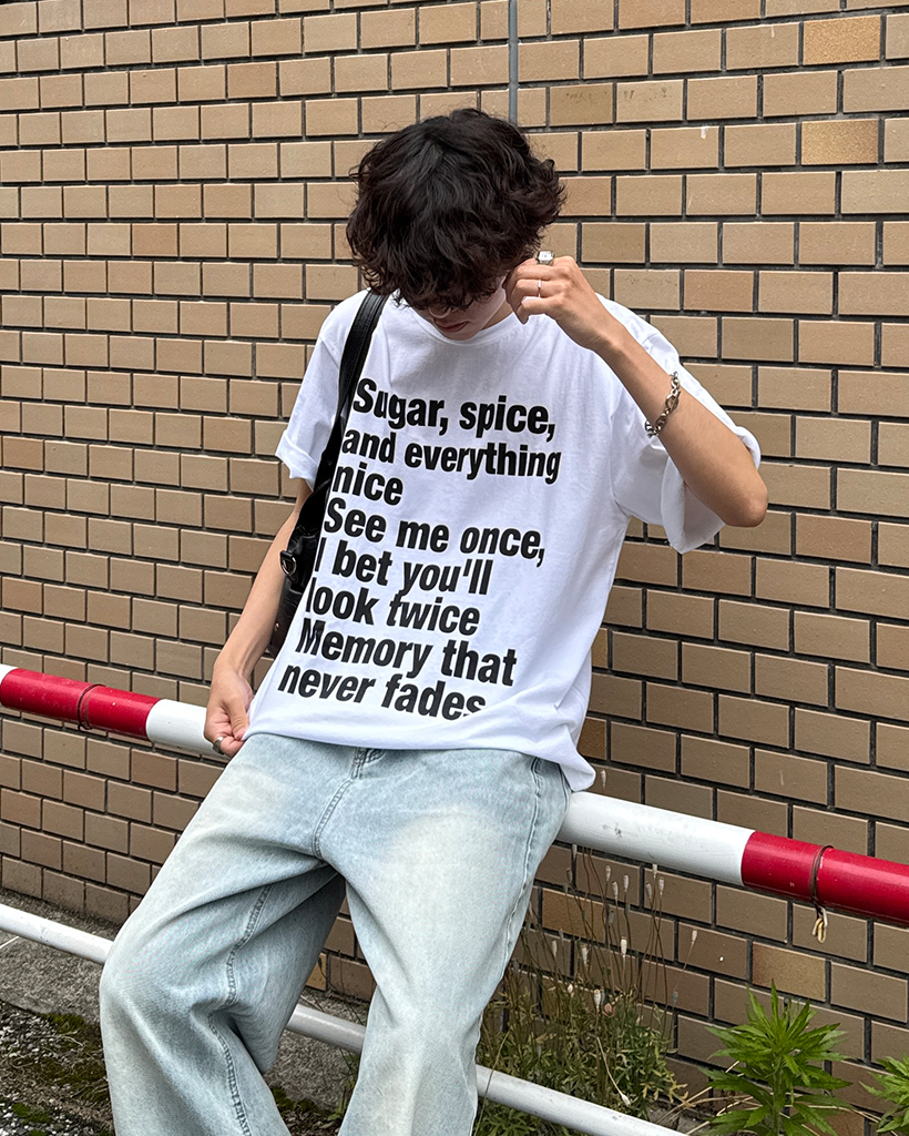 （ユニセックス）メッセージレタリングハーフTシャツ