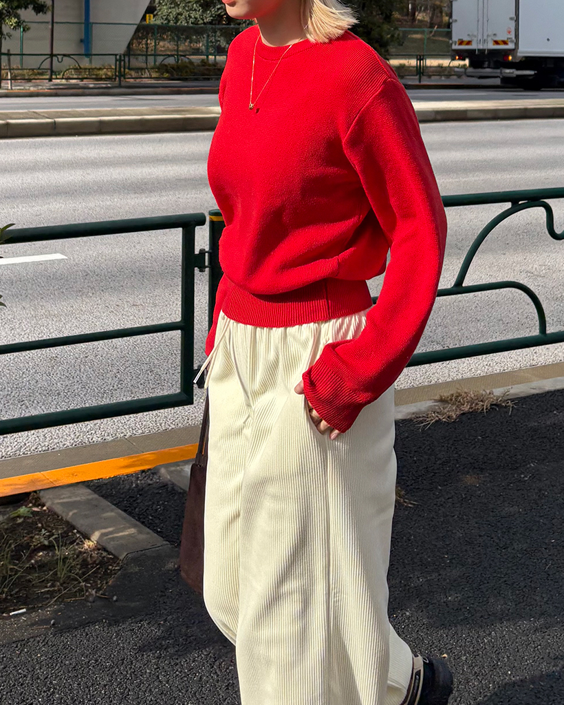 ラウンドネックベーシックシルエットシンプルニット